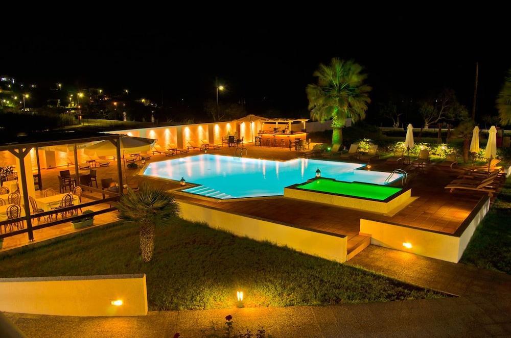 Maltezana Beach Hotel 외부 사진