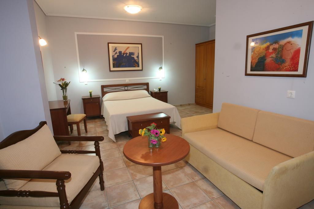 Maltezana Beach Hotel 객실 사진